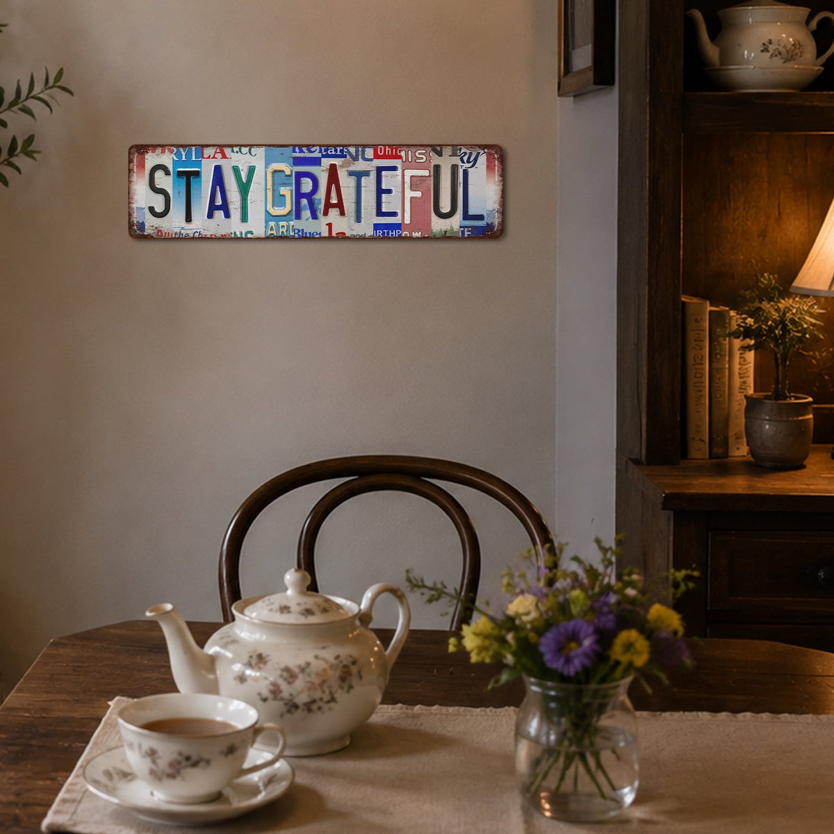 Drsoum Generic Brand Stay Grateful Vintage Metal Sign Vintage License Plate Wall Decor